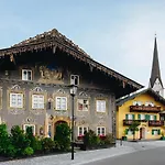 Aja 4*