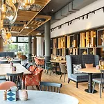 Aja Hotel 4*