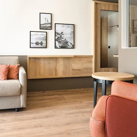 Aja Hotel 4*