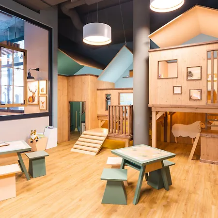 Отель Aja Гармиш-Партенкирхен